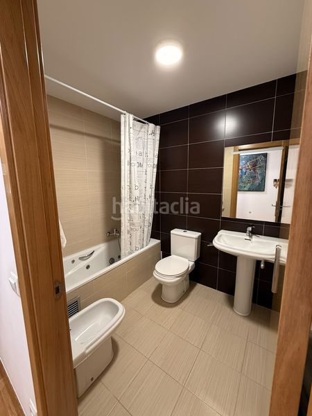 Foto a0dc67b9-28dc-4022-8257-f1d73b763c05. Pis amb calefacció piscina a Entrena