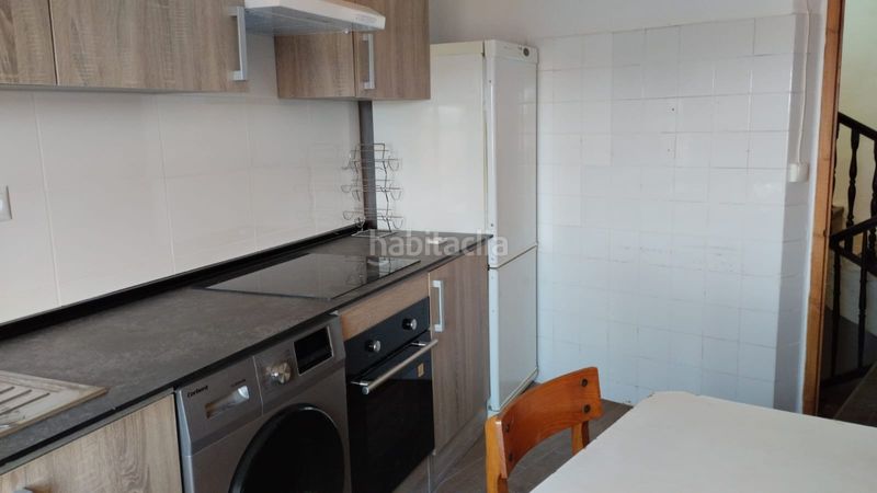 Foto 173ef998-de87-40ec-a743-7e374c29f0fb. Casa adossada amb aparcament a Redal (El)
