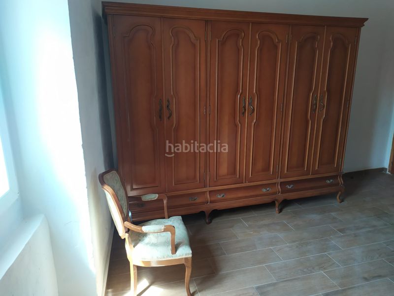 Foto 6a4d6ef2-6f52-4c13-8c90-a794444cefcc. Casa adossada amb aparcament a Redal (El)