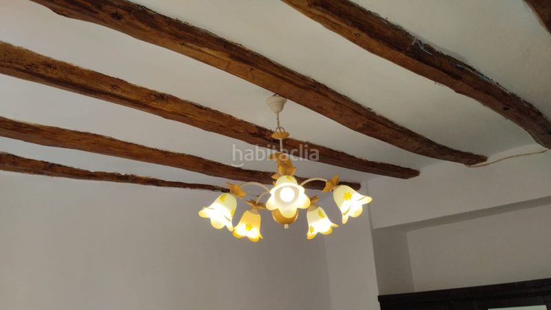Foto db43618b-81fc-4ec3-b2d1-09553c5a6bfb. Casa adossada amb aparcament a Redal (El)