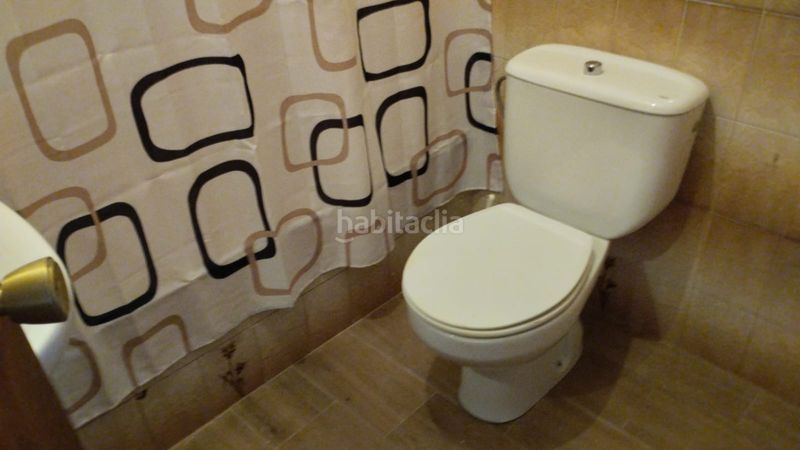 Foto dbe9cac0-1d63-4989-b852-4011c07168a3. Casa adossada amb aparcament a Redal (El)