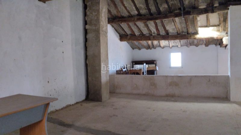 Foto fd480a1d-34f7-4eea-b737-27b6512d8213. Casa adossada amb aparcament a Redal (El)