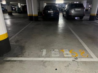 Parking coche en Oeste. Amplia  plaza de garaje  en venta en el residencial las palmeras