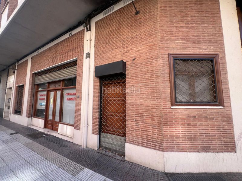 Foto 1e5efb89-7872-4928-8e0d-b367662daba6. Alquiler local comercial se alquila carniceria charcuteria completamente equipada completamente para comenzar a funcionar en Logroño