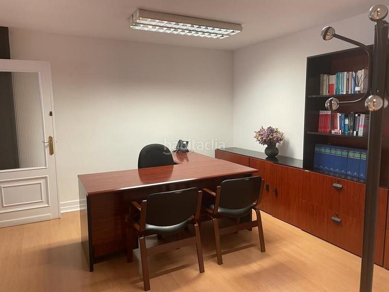 Foto c2cd4638-3fe8-4e31-b231-9ca669f608e1. Bureau dans Gran Via Logroño