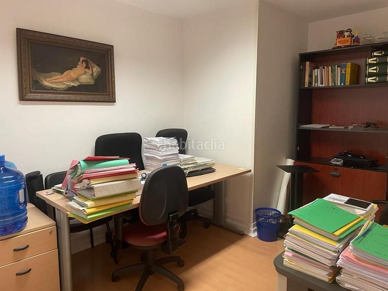 Foto 1408b742-3b81-45d3-a74e-b748f2734bc6. Office space in Gran Via Logroño