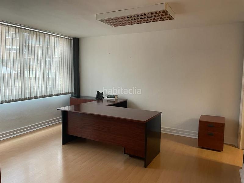 Foto 2df5d04f-f038-4bd8-9529-787db16aca58. Office space in Gran Via Logroño
