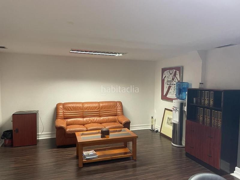 Foto f051160f-7a8e-44c0-9667-5e9bfddc314a. Office space in Gran Via Logroño