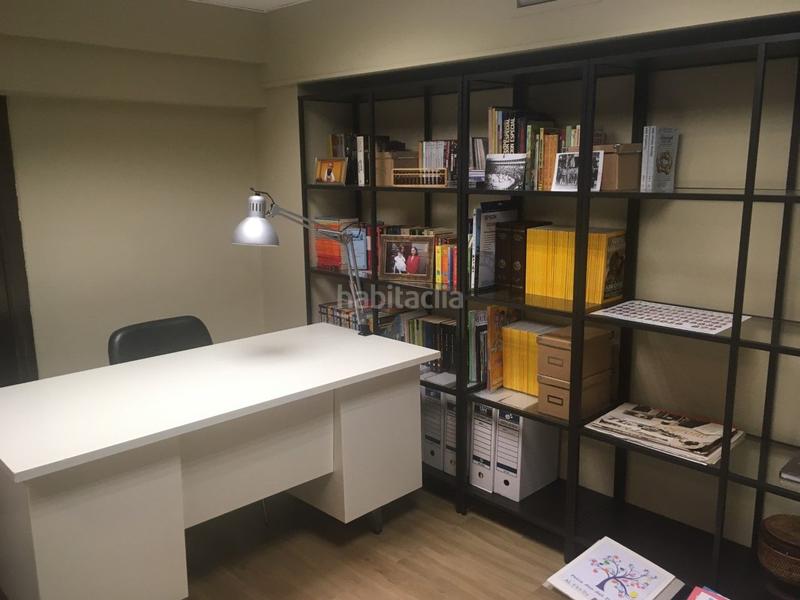 Foto f37f12d1-4b4d-4917-bbd5-642ec1e39606. Office space in Oeste Logroño