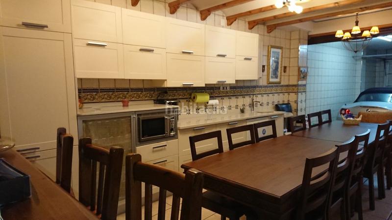 Foto 7134b72f-9f87-4dc0-bbde-6c74e5a7508e. Casa pareada en Lardero