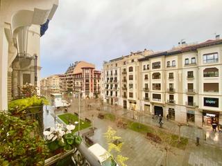 Affitto Ufficio in Primer Ensanche. Avda carlos iii alquiler despacho