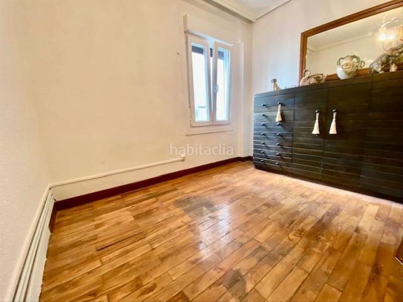 Foto fdc73d7a-5ea0-48a9-a9ea-74753acb2951. Location appartement avec chauffage dans Segundo Ensanche Pamplona / Iruña