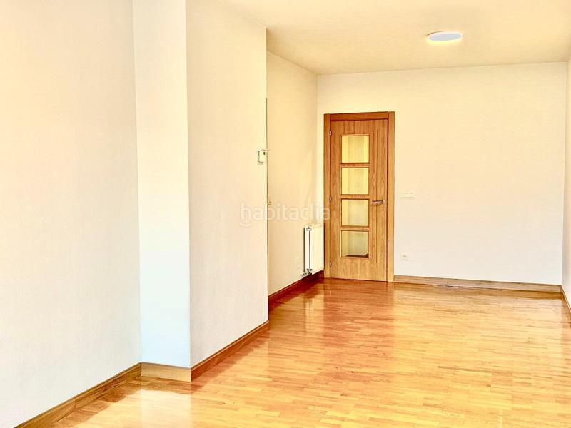 Foto 233f82e1-d8e2-4a44-a081-a6bab83a9ad8. Pis amb calefacció aparcament a Rochapea Pamplona / Iruña