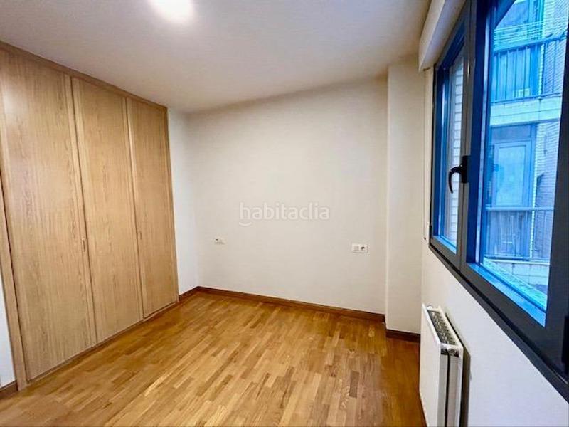 Foto 40c3b52c-18b7-42bb-a2bf-c6d0cb09a53e. Pis amb calefacció aparcament a Rochapea Pamplona / Iruña