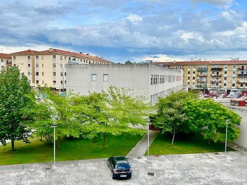 Foto 569d43ee-81a5-4949-94f2-b39502118448. Pis amb calefacció aparcament a Rochapea Pamplona / Iruña