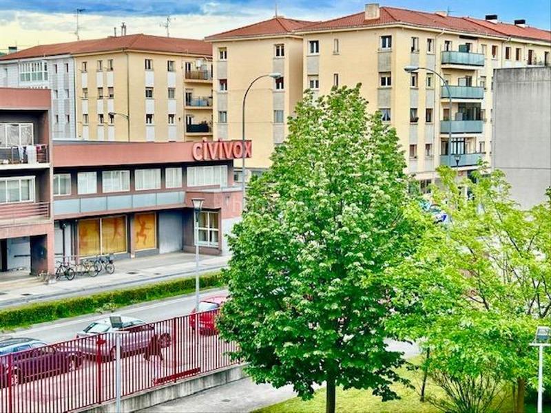 Foto 60b022bc-cd7a-4a67-b815-aa377773e20b. Pis amb calefacció aparcament a Rochapea Pamplona / Iruña