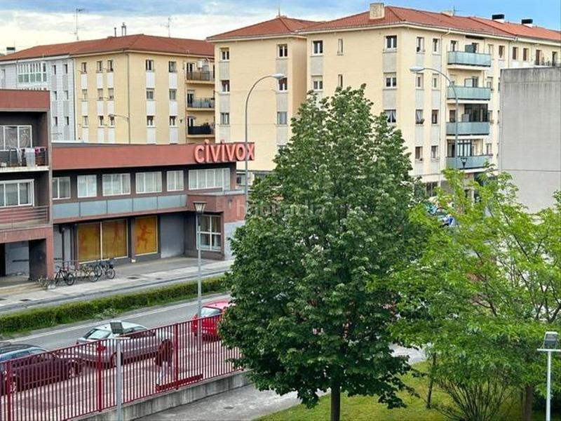 Foto 8307a758-9969-44c7-8f18-3eea2997dbb3. Pis amb calefacció aparcament a Rochapea Pamplona / Iruña