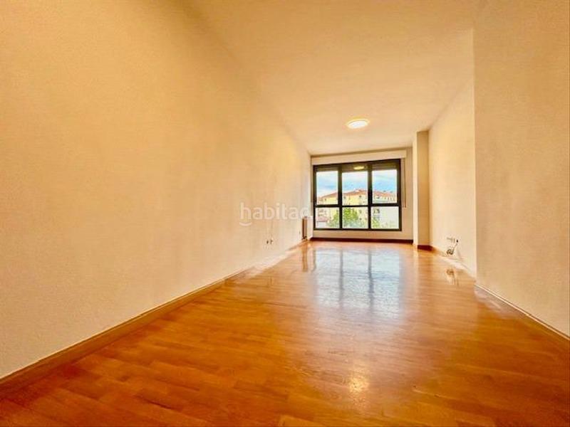 Foto f265646c-e859-408d-adaa-d579353c4cfa. Pis amb calefacció aparcament a Rochapea Pamplona / Iruña