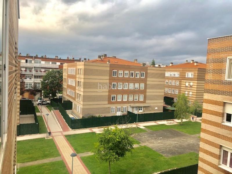Foto 3ca503da-a551-4e86-be17-bb468dc33cce. Alquiler apartamento norte sur alquila apartamento en Mendillorri en Pamplona / Iruña