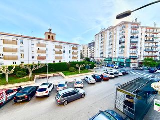 Pis  Calle de la nogalera. Norte sur vende piso en burlada