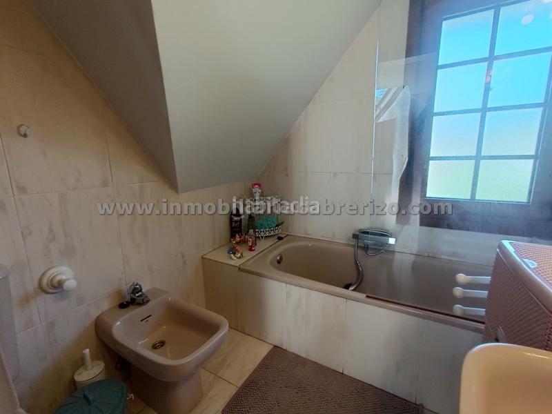 Foto 4d983581-797b-4f83-9107-e1001f12edd6. Chalet con camino riscaldamento parcheggio piscina in Nalda