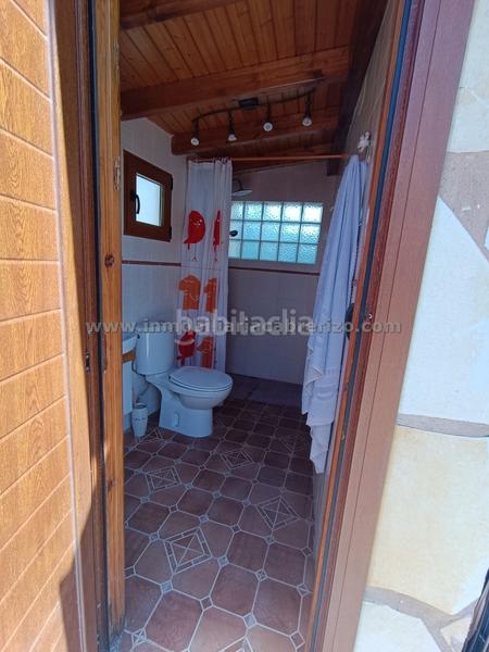 Foto 72cc0fe7-c207-4b30-921b-956de5436bd4. Chalet con camino riscaldamento parcheggio piscina in Nalda