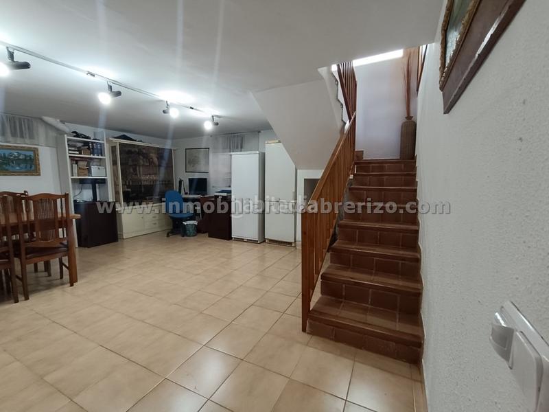 Foto 8f111066-8660-4255-a283-c97f7b3cbe9d. Chalet con camino riscaldamento parcheggio piscina in Nalda