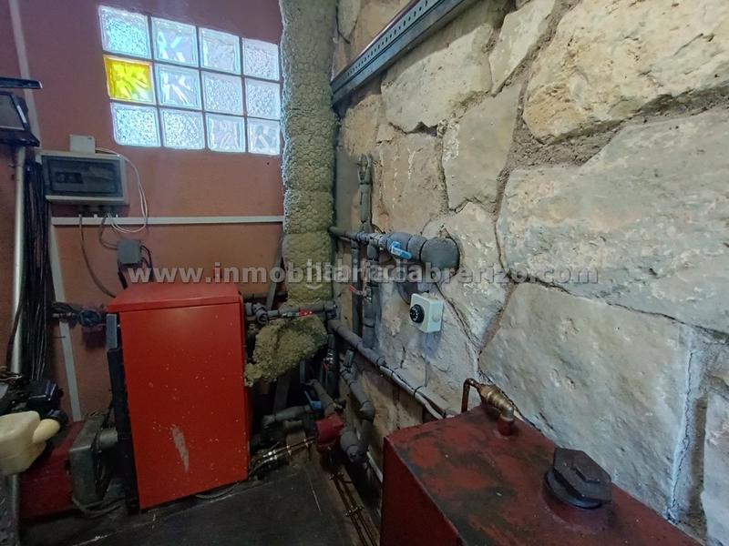 Foto 9cd04d3e-4aea-498f-bf05-320b1409557e. Chalet con camino riscaldamento parcheggio piscina in Nalda