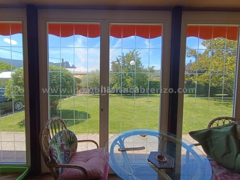 Foto b32014b4-ed81-4a6c-8919-6053d498880b. Chalet con camino riscaldamento parcheggio piscina in Nalda