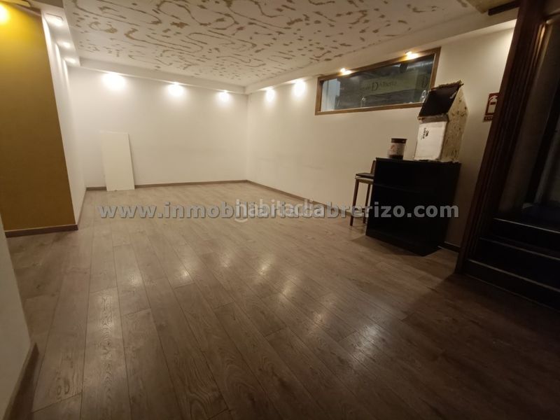 Foto 8239a7af-03c1-4751-9ce7-bb15d51e6d6e. Local comercial a Casco Antiguo Logroño