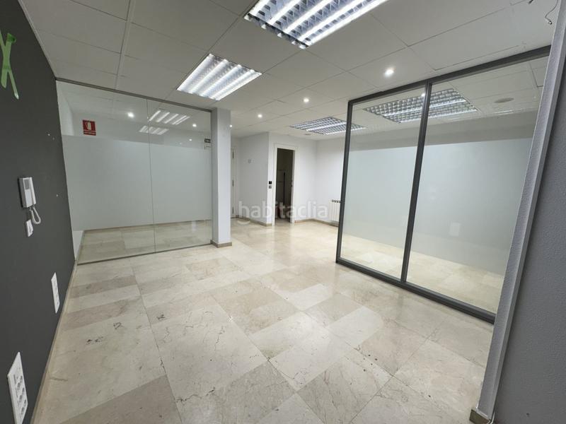 Foto 840d74b2-38ab-4758-ab0e-2b5816f36cd7. Location bureau avec chauffage dans Gran Via Logroño