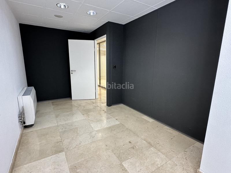 Foto 8b406621-8d0e-41b3-90ef-ba62aa04893d. Location bureau avec chauffage dans Gran Via Logroño