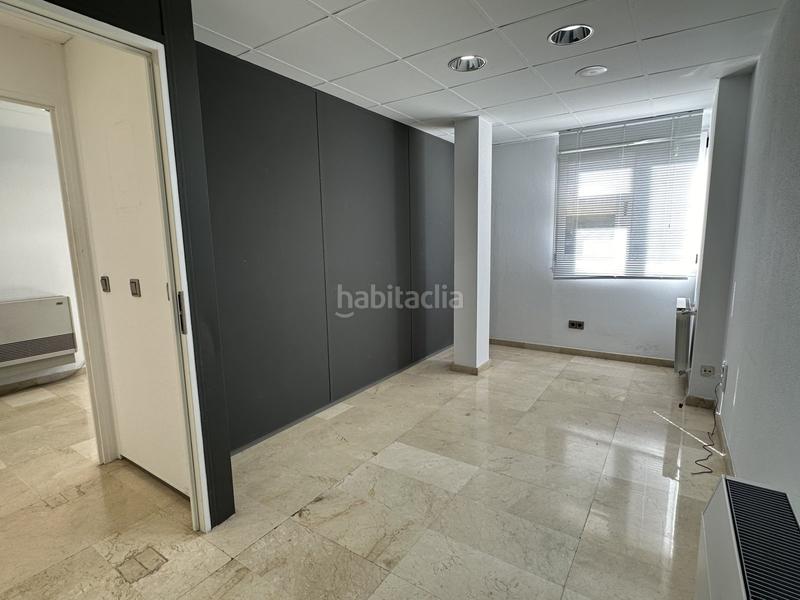 Foto bfb85197-200f-41f8-a96d-3e386c33c328. Location bureau avec chauffage dans Gran Via Logroño