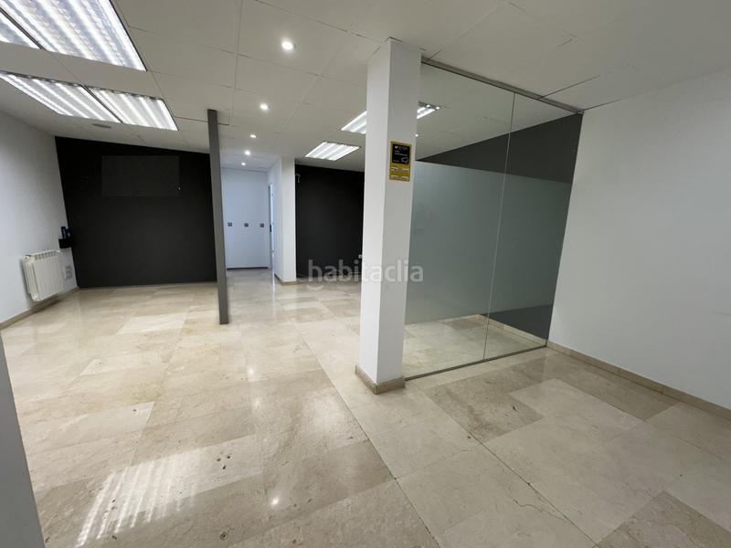 Foto 485fd3bf-006a-4fa7-96b6-4cef76bad697. Lloguer oficina amb calefacció a Gran Via Logroño