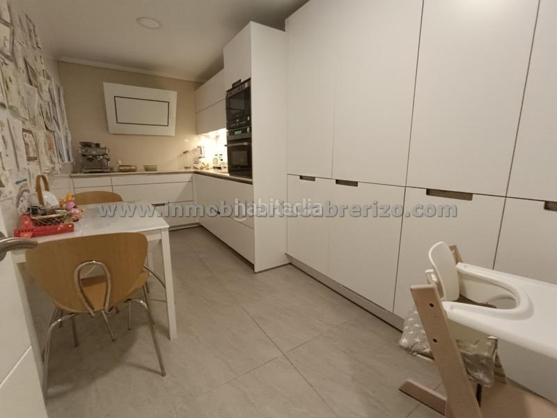 Foto 474bf9bb-4ebd-42de-95b6-8fd6ddd11ac0. Piso maravilloso piso en el centro junto a gran vía en Logroño