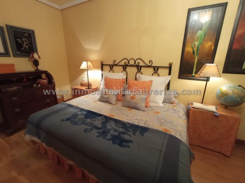 Foto 03c69f19-bd55-413c-a47a-d625bc6c6b91. Chalet dans avenida de madrid 117j dans Avenida Madrid Logroño