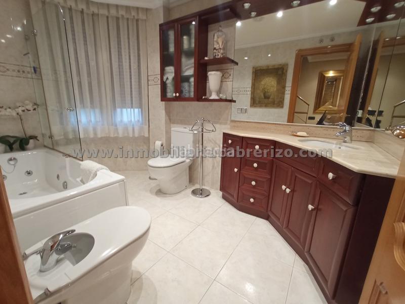 Foto 1f6154e0-4048-4158-b8ea-e7946d556783. Chalet dans avenida de madrid 117j dans Avenida Madrid Logroño