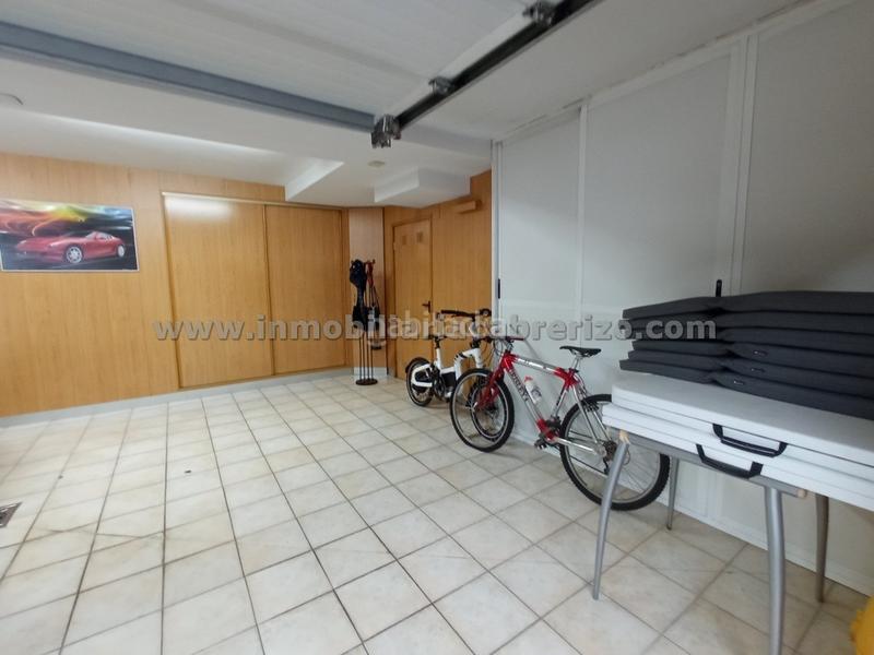 Foto 25a8b44f-5260-4560-abd1-798429067734. Chalet dans avenida de madrid 117j dans Avenida Madrid Logroño