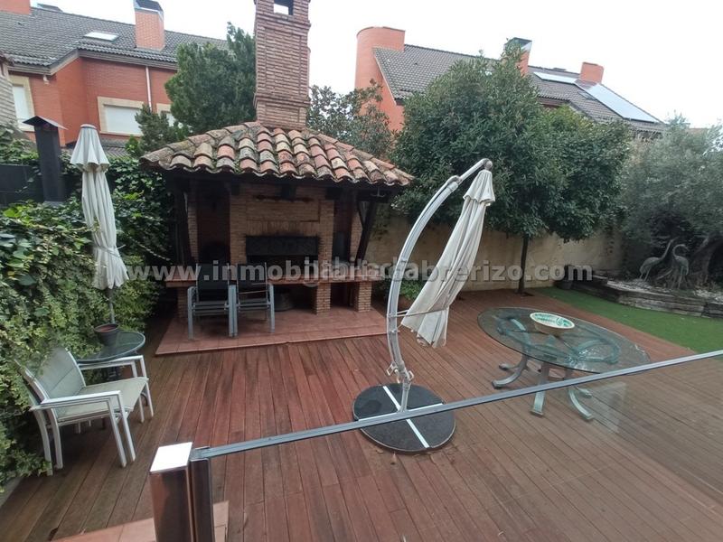 Foto 41cb1e16-4ca8-4ca5-b3e9-9e9e8919d758. Chalet dans avenida de madrid 117j dans Avenida Madrid Logroño