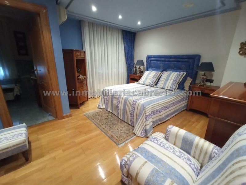 Foto 49902437-b7f8-44ab-ad66-c6d6b7dfcdb4. Chalet dans avenida de madrid 117j dans Avenida Madrid Logroño