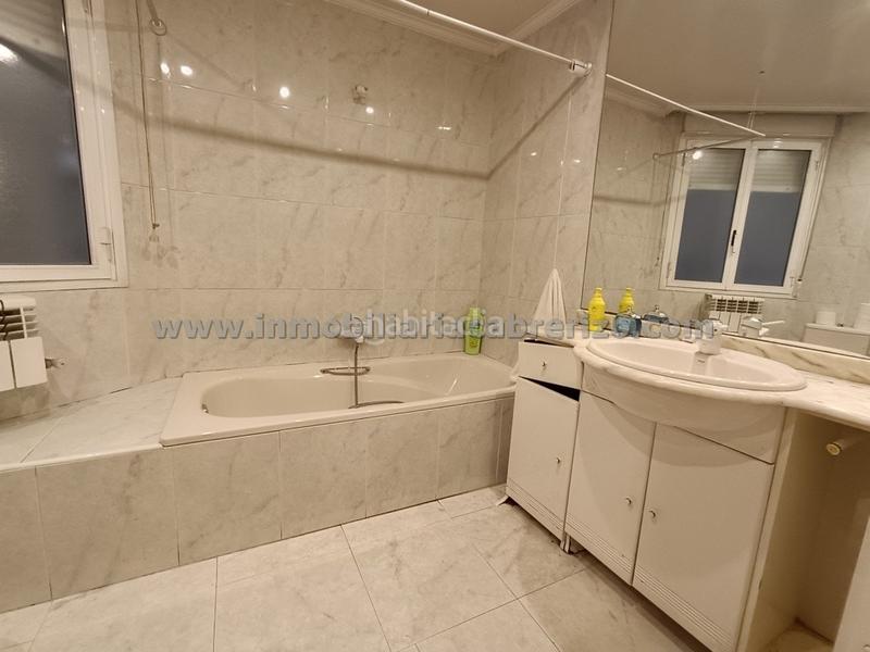 Foto 8dcaf553-c657-4dde-91f8-9fbf67f7134a. Apartamento en Gran Via Logroño