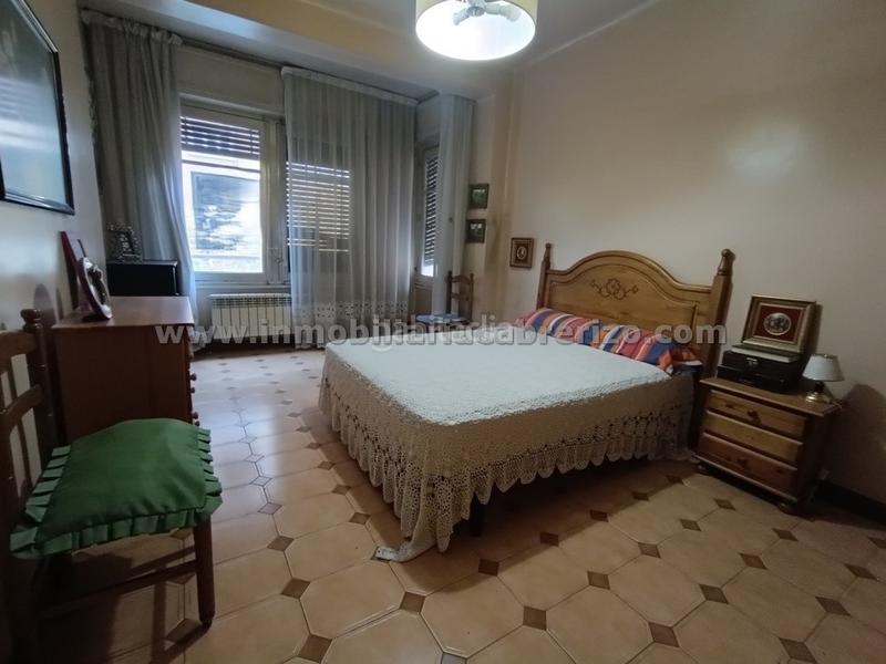 Foto e09930cc-2dcf-4dbb-9571-58b5d1a4100a. Apartamento en Gran Via Logroño