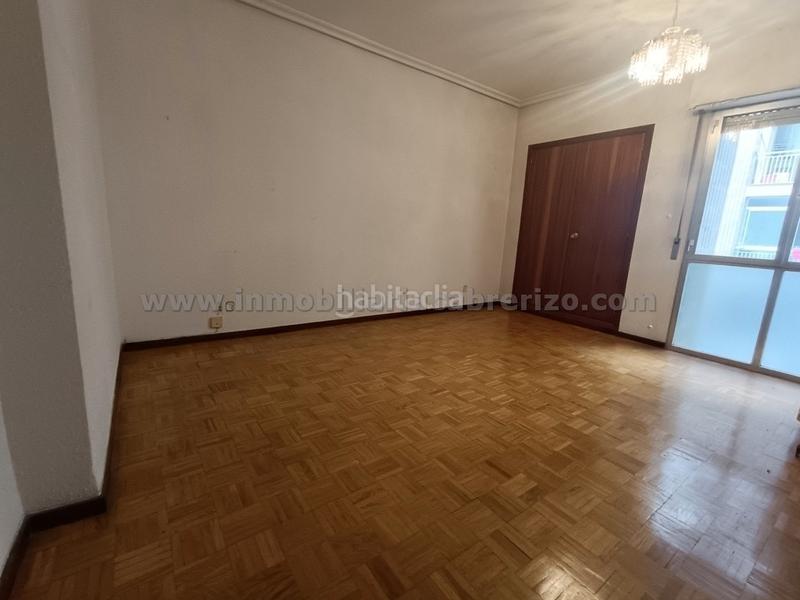 Foto 82f370c7-2395-4206-8fb0-cb9ccdcf1df7. Appartement avec chauffage dans Gran Via Logroño