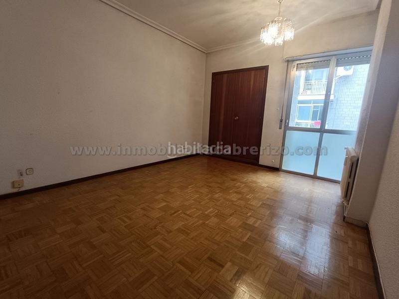 Foto 977a59be-d39c-4d1f-ab30-d78b448b1474. Etagenwohnung mit heizung in Gran Via Logroño