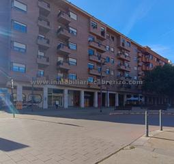 Local commercial  Plaza primero de mayo