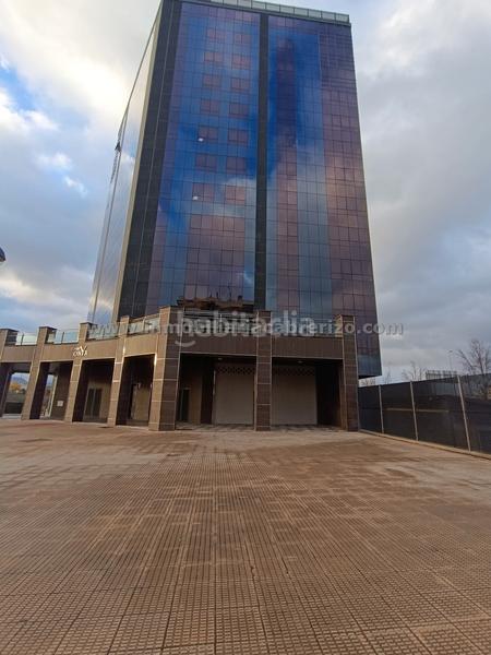 Foto 4f8545f4-b809-4b6e-bb80-a7d7f74a5d87. Local comercial en Los Lirios Logroño