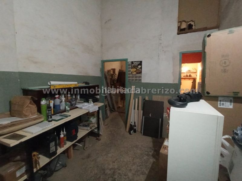 Foto 8e453631-a011-4297-b64f-81d04c2f32c6. Local comercial a Oeste Logroño