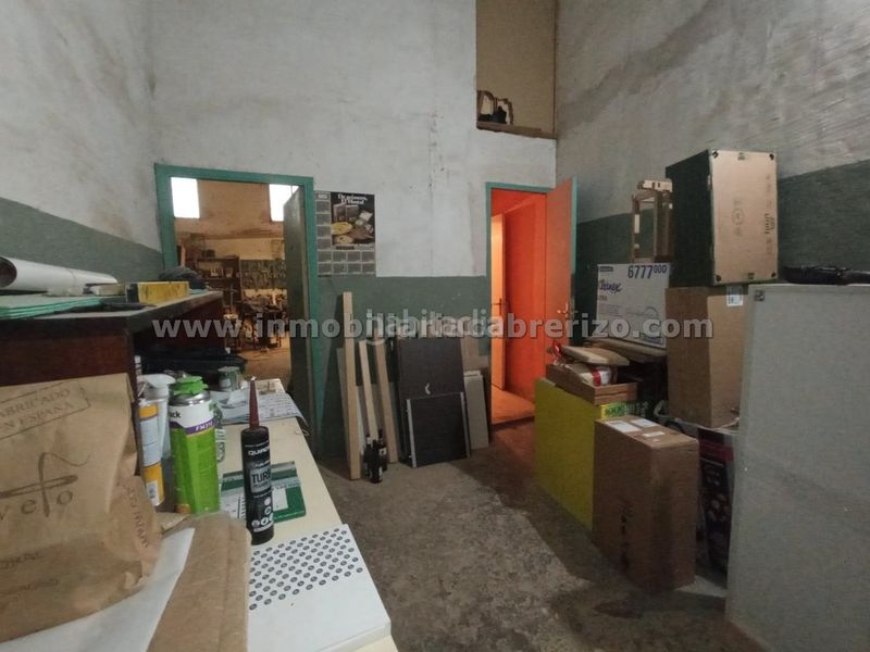 Foto c7a9db4e-38f4-4f0b-9d7d-13c4ed5781d7. Local comercial a Oeste Logroño