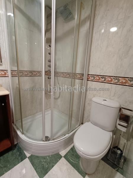 Foto 7705fd27-7f48-4ba5-bf5b-337c186a0fc1. Pis amb calefacció aparcament piscina a Residencia Logroño