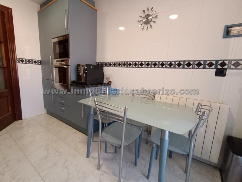 Foto de579e37-258f-437b-99d5-a5ffde1aa57a. Pis amb calefacció aparcament piscina a Residencia Logroño